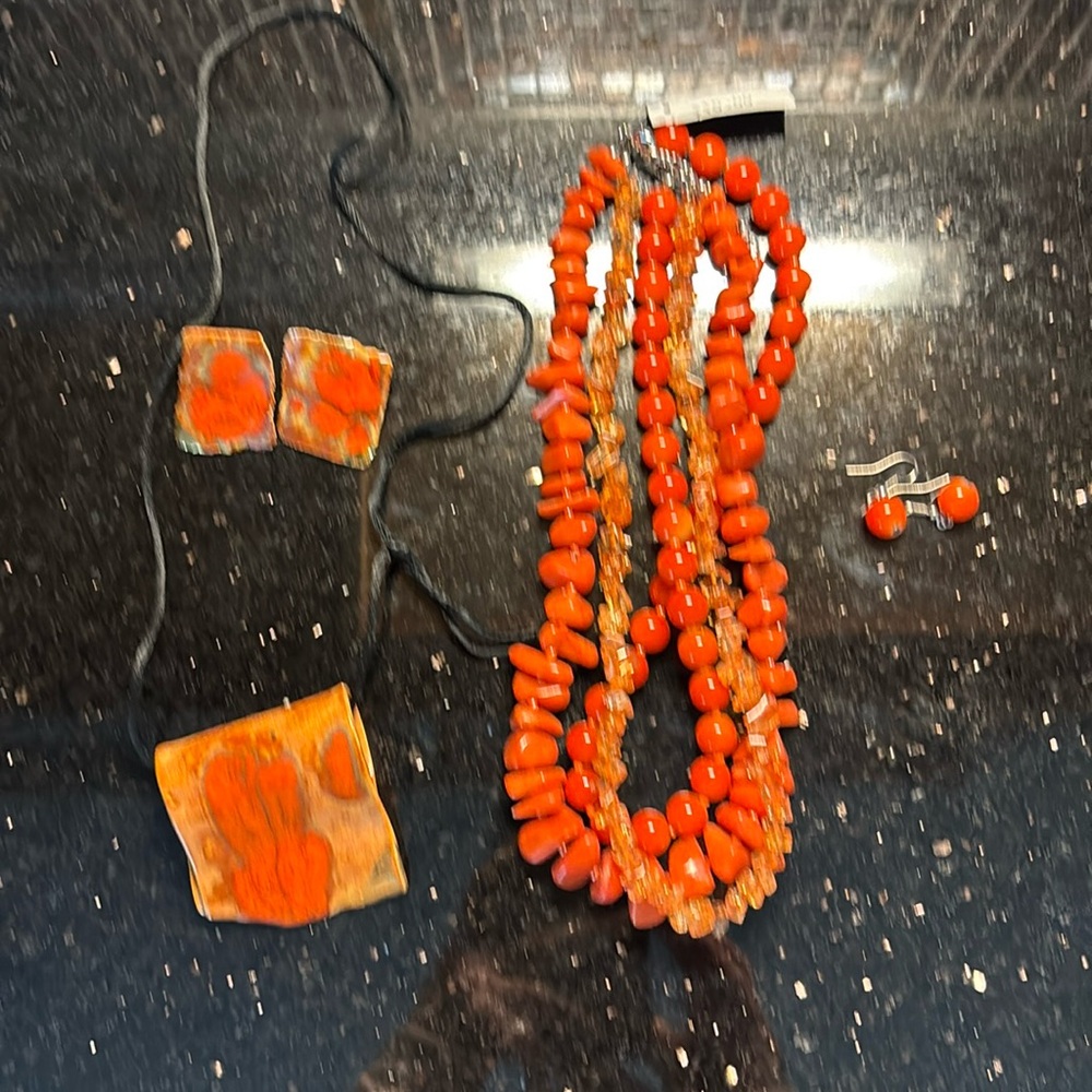 Earring necklace sets